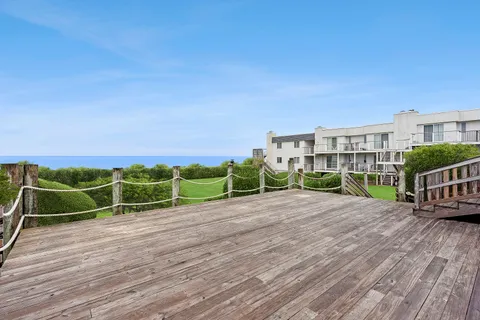 $949,000 | 707 Old Montauk Highway, Montauk, NY 11954
