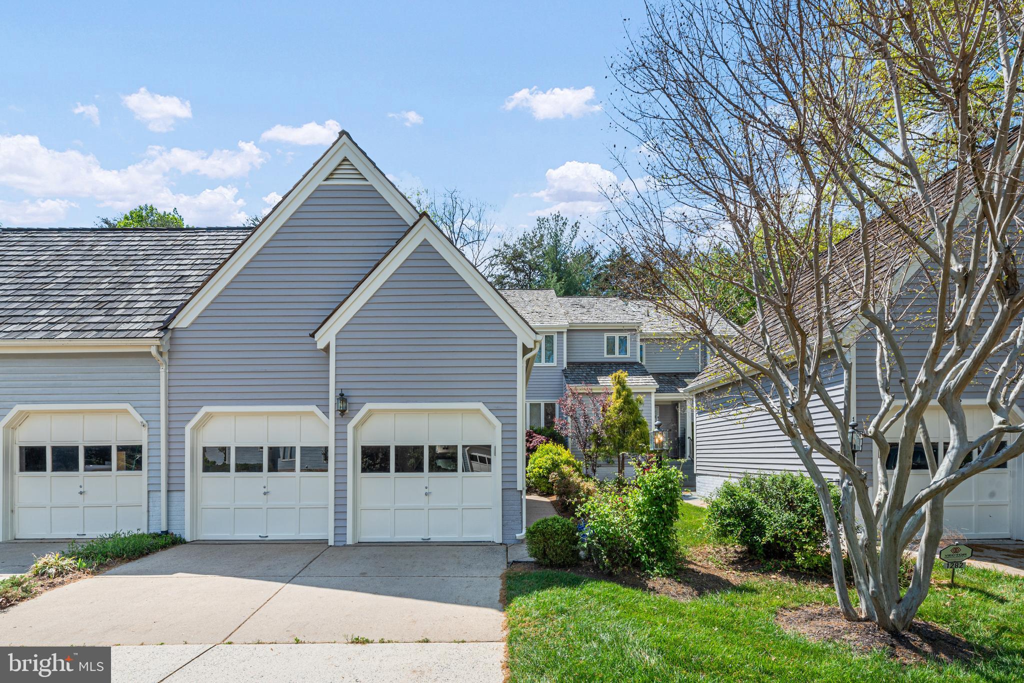 1284 Wedgewood Manor Way Reston, VA 20194 - Photo 1 of 38 Gallery Image 1