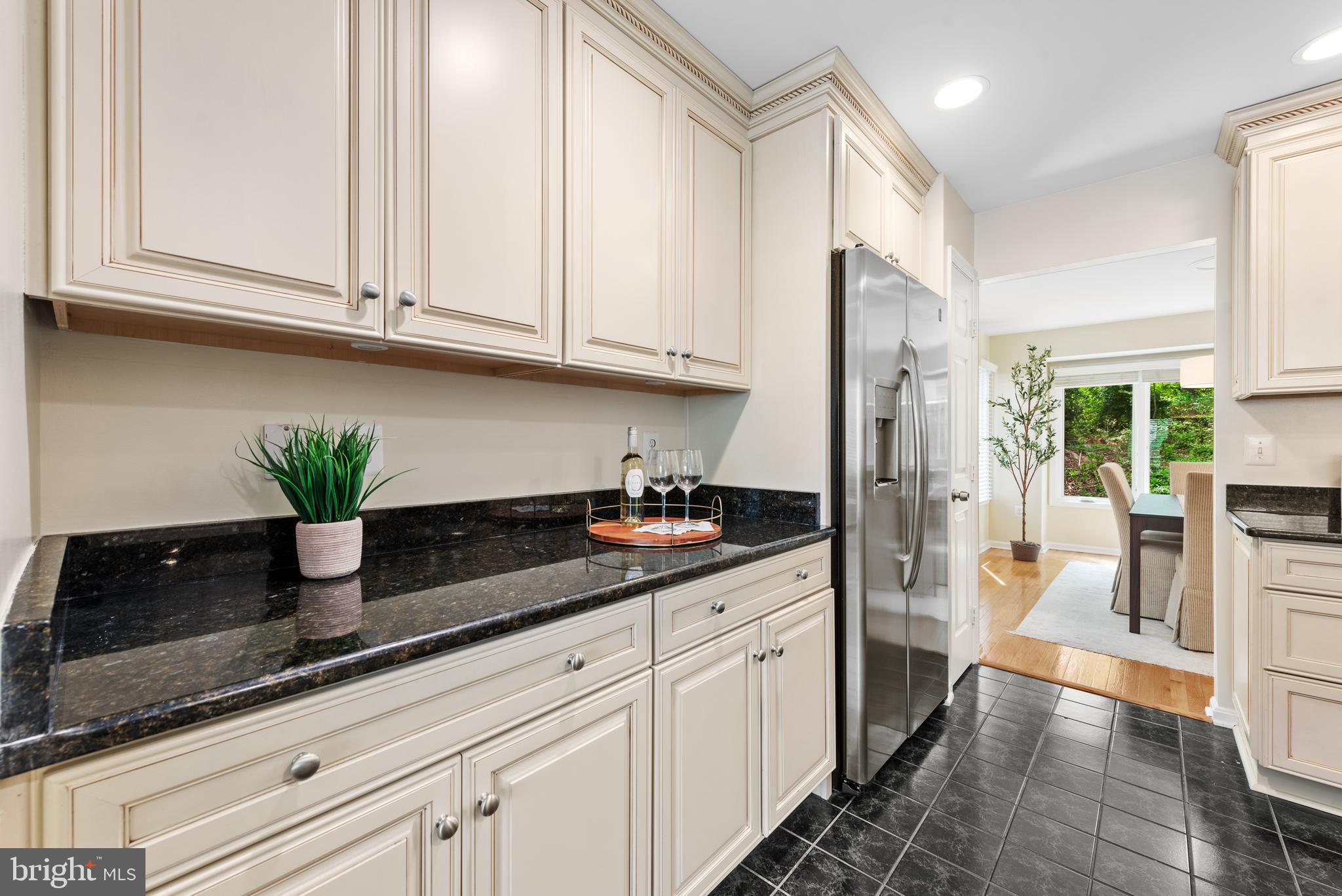 1284 Wedgewood Manor Way Reston, VA 20194 - Photo 16 of 38 Gallery Image 16