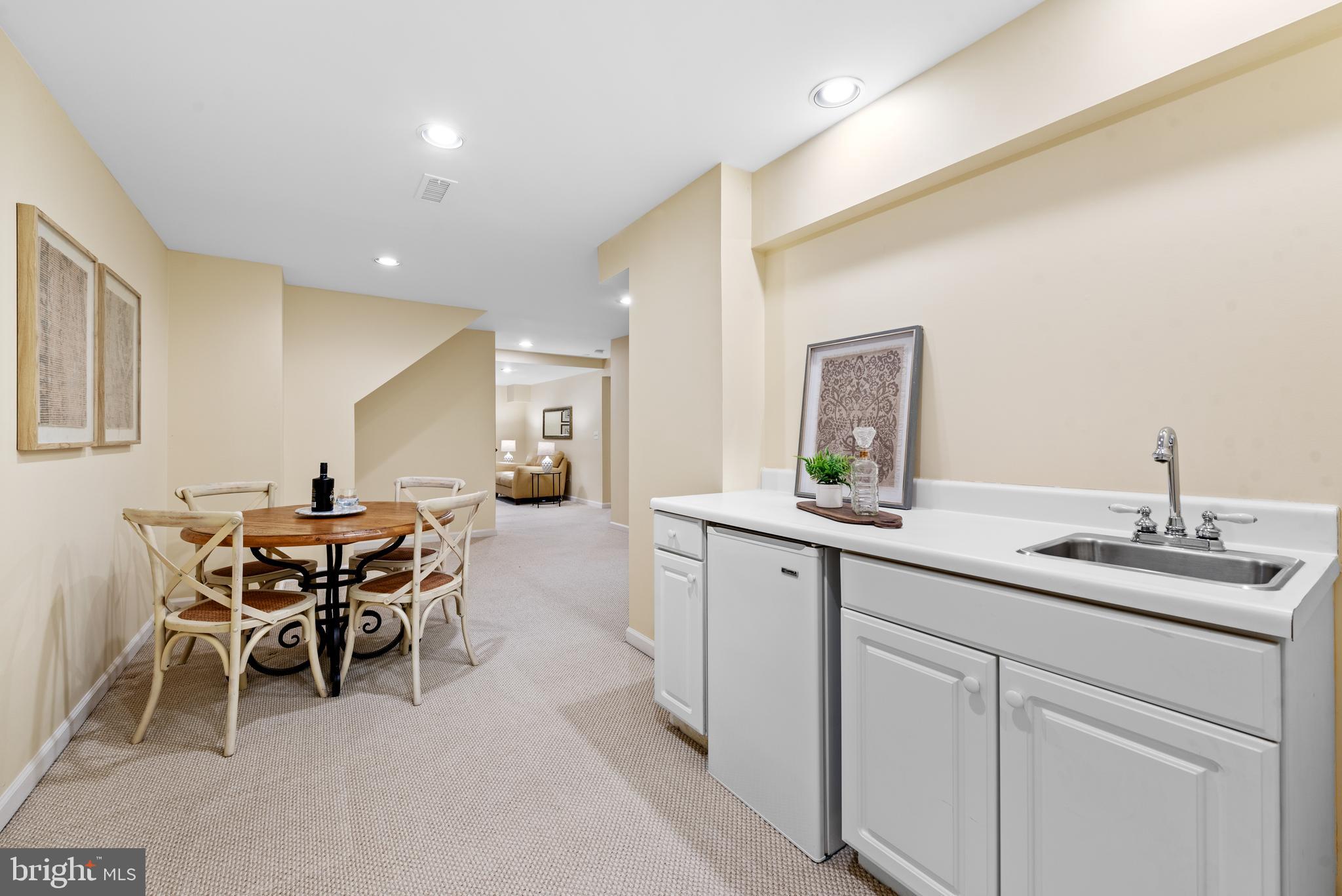 1284 Wedgewood Manor Way Reston, VA 20194 - Photo 26 of 38 Gallery Image 26