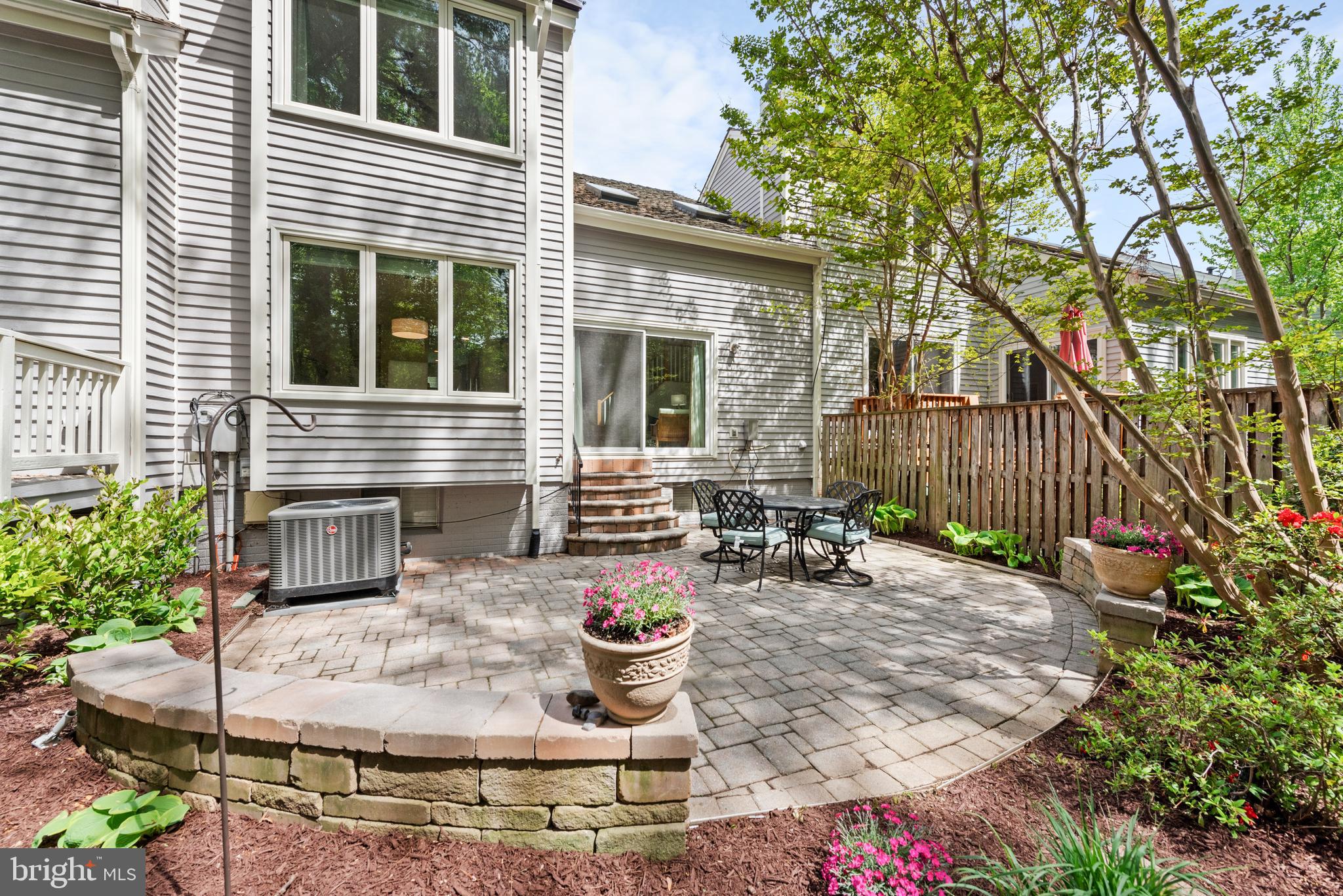 1284 Wedgewood Manor Way Reston, VA 20194 - Photo 31 of 38 Gallery Image 31