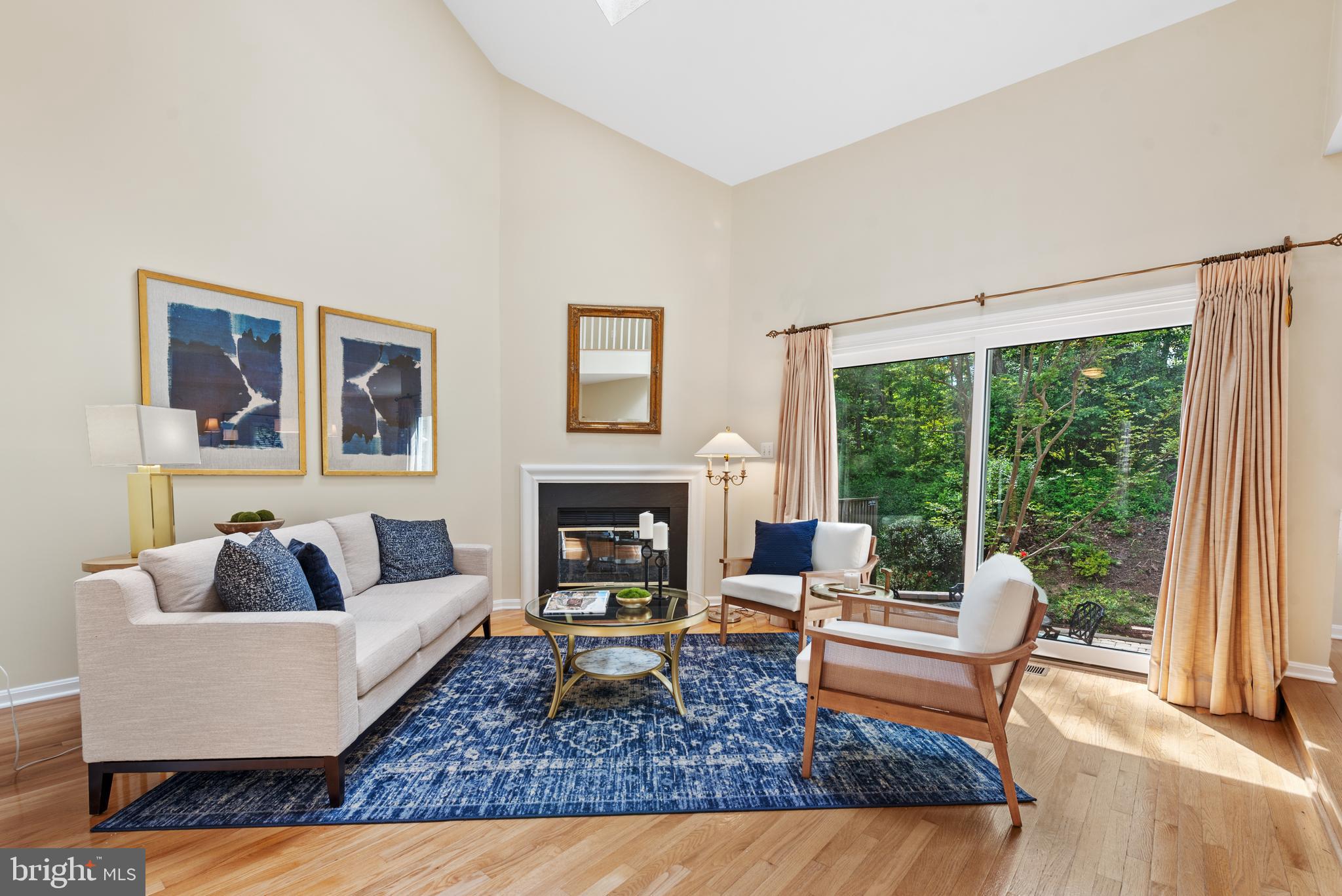 1284 Wedgewood Manor Way Reston, VA 20194 - Photo 5 of 38 Gallery Image 5