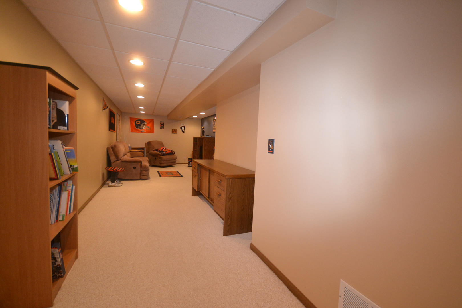 1113 Sawmill Lane Algonquin, IL 60102 - Photo 19 of 33 a view of a patio with furniture