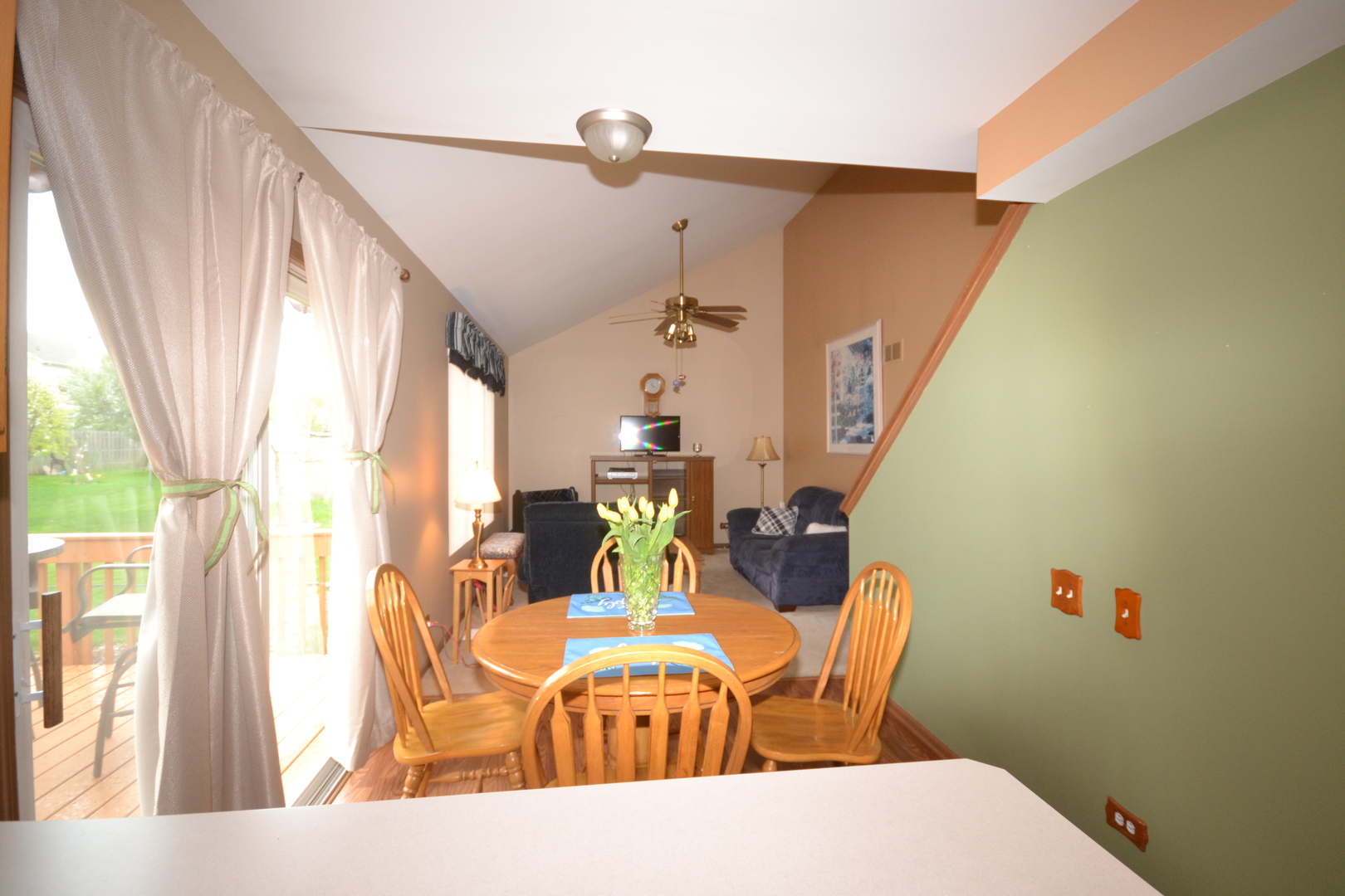 1113 Sawmill Lane Algonquin, IL 60102 - Photo 9 of 33 a view of a dining room with furniture window and outside view