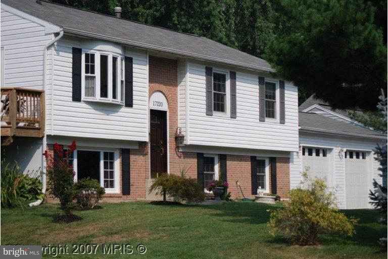 17220 Chiswell Road Poolesville, MD 20837 - Photo 1 of 17 Exterior (Front)