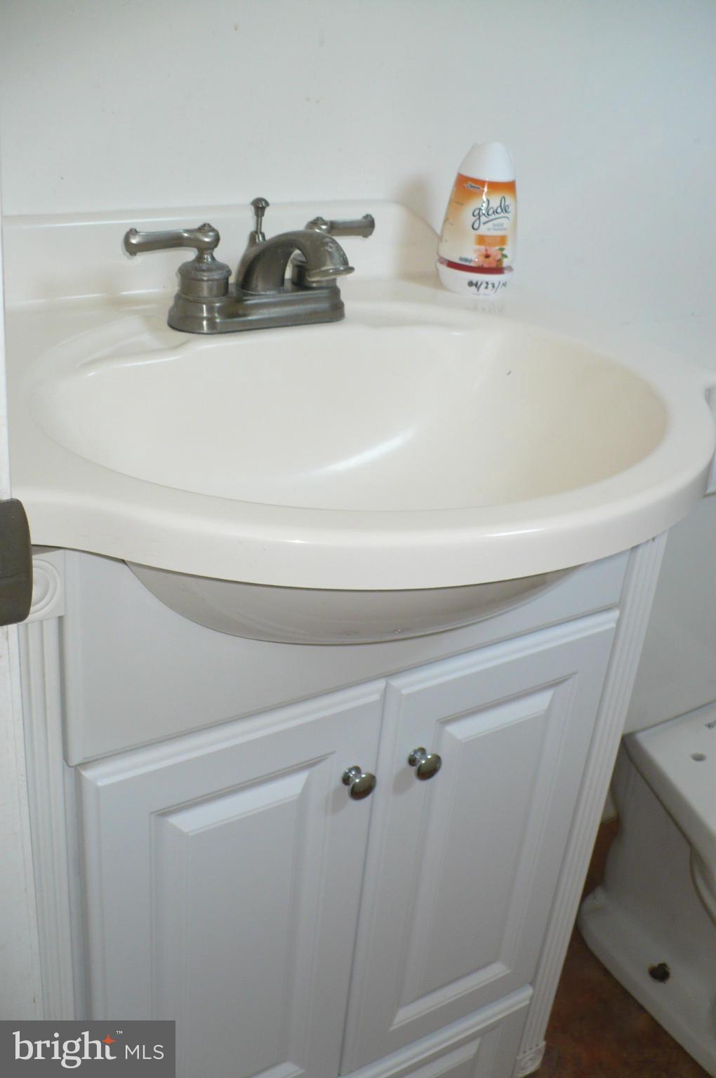 17220 Chiswell Road Poolesville, MD 20837 - Photo 10 of 17 Bath (Master)