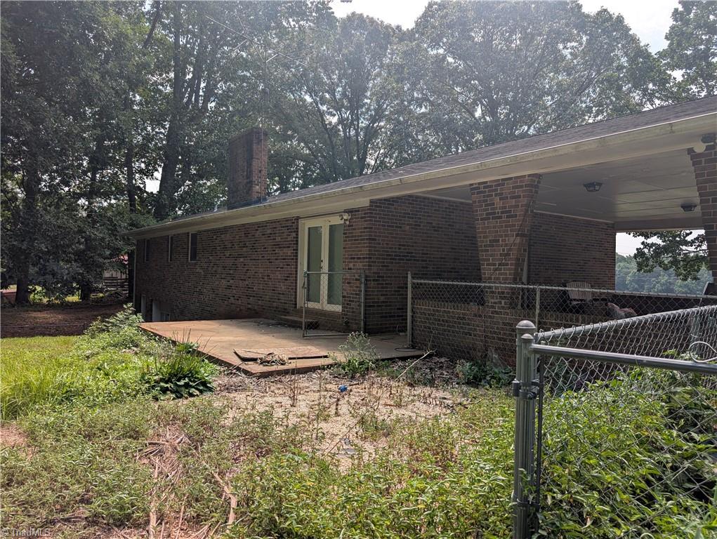 1920 North Oak Ridge Church Road Yadkinville, NC 27055 - Photo 3 of 43 Gallery Image 3