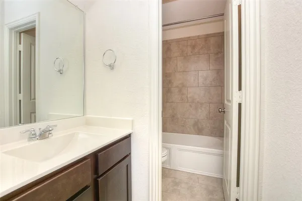 $2,295 | 1449 Morning View Road, Georgetown, TX 78628