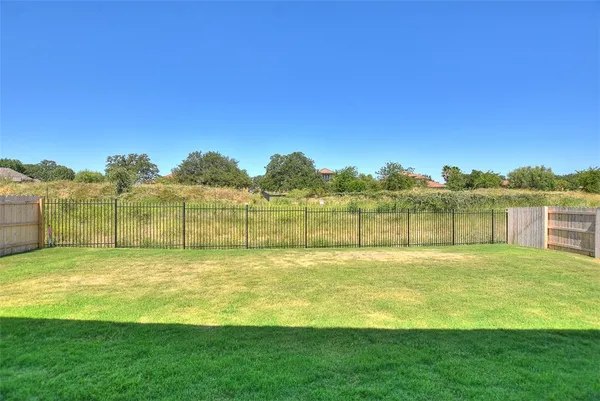 $2,295 | 1449 Morning View Road, Georgetown, TX 78628