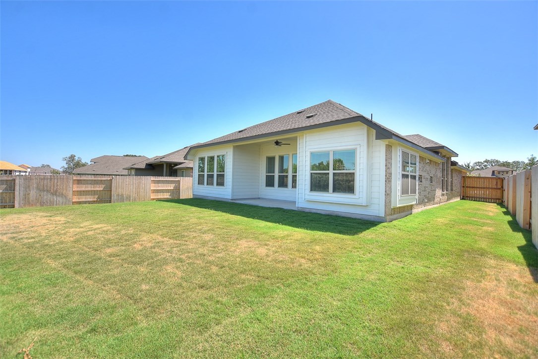 1449 Morning View Road Georgetown, TX 78628 - Photo 32 of 39