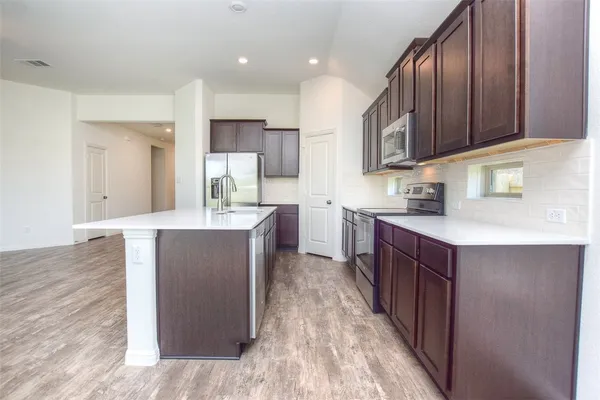 $2,295 | 1449 Morning View Road, Georgetown, TX 78628