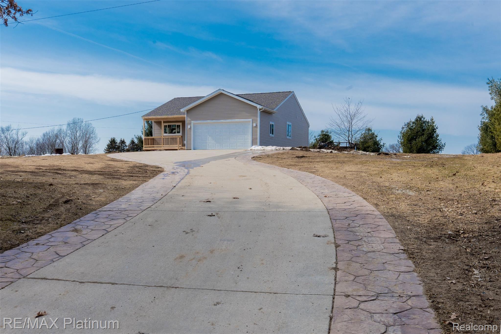 18390 Donohue Road Gregory, MI 48137 - Photo 4 of 17 18390Donohue-18.jpg