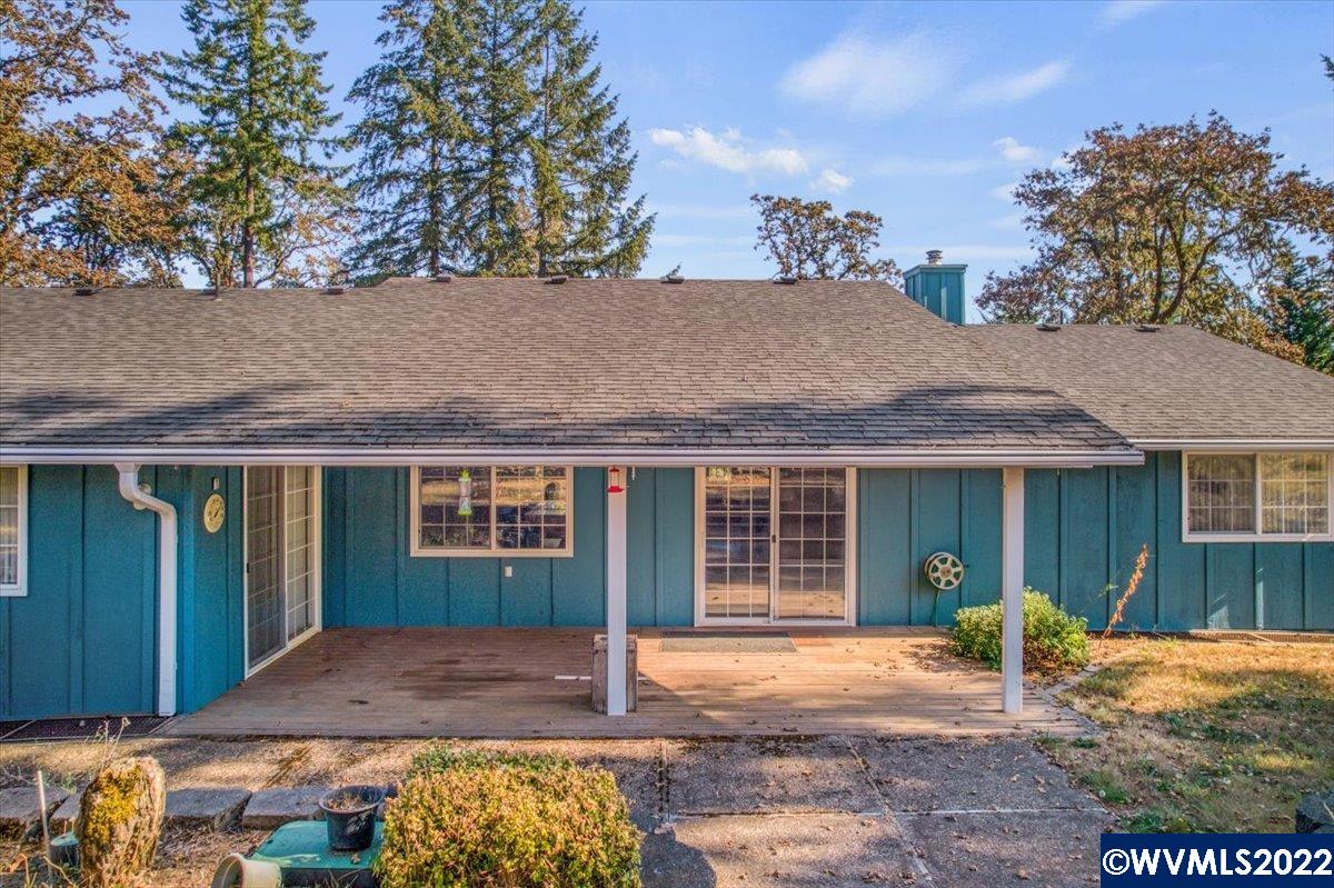 30864 Pineway Road Lebanon, OR 97355 - Photo 11 of 40 Gallery Image 11