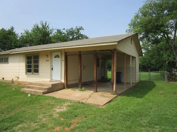 $75,000 | 514 South Ave C, Olney, TX 76374