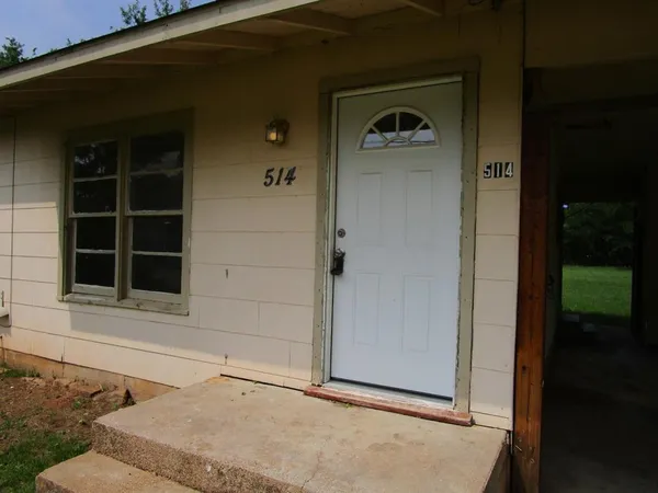 $75,000 | 514 South Ave C, Olney, TX 76374