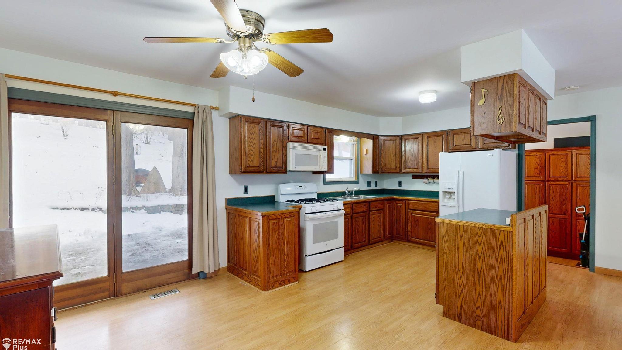 6156 Willits Road Fostoria, MI 48435 - Photo 5 of 69 50165821-0289516b-08a8-4afd-b2ea-22f9caa020bd.JPG