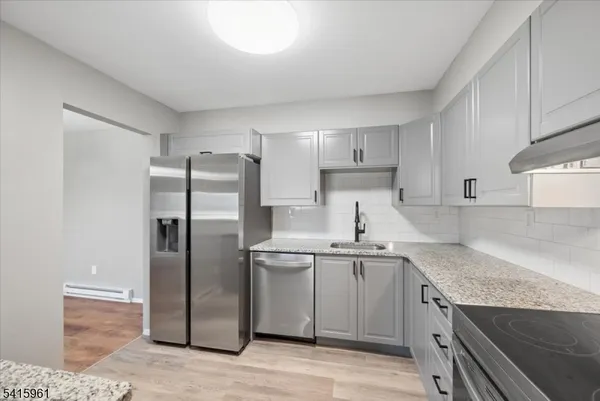 $2,000 | 807 Eves Drive, Hillsborough, NJ 08844