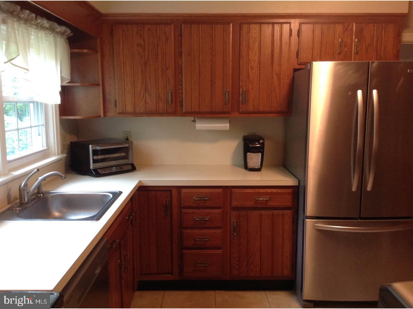 414 Cowpath Road Lansdale, PA 19446 - Photo 5 of 20 Kitchen