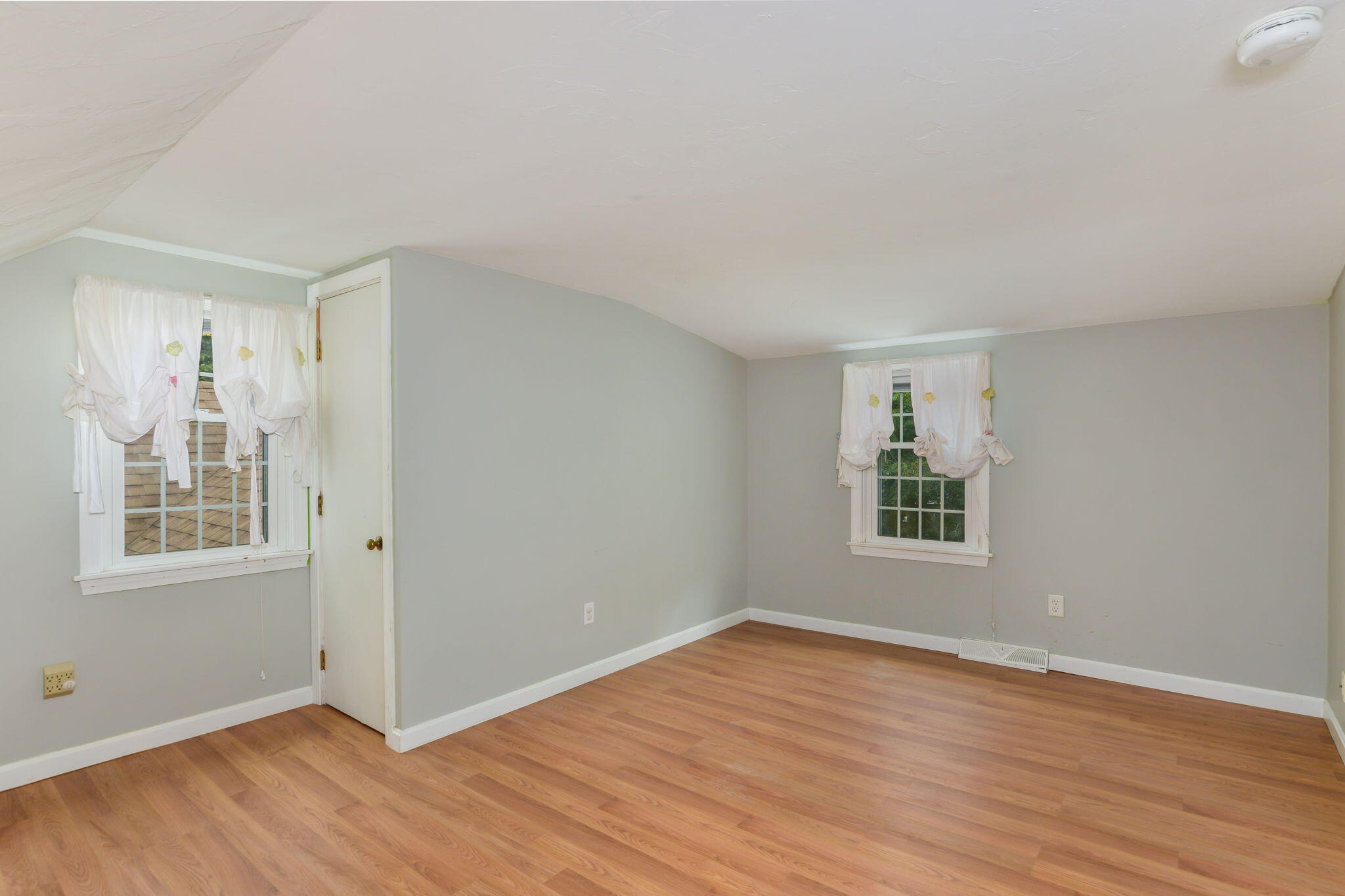 6 Spectacle Road East Sandwich, MA 02537 - Photo 22 of 37 26-web-or-mls-Corrected-24