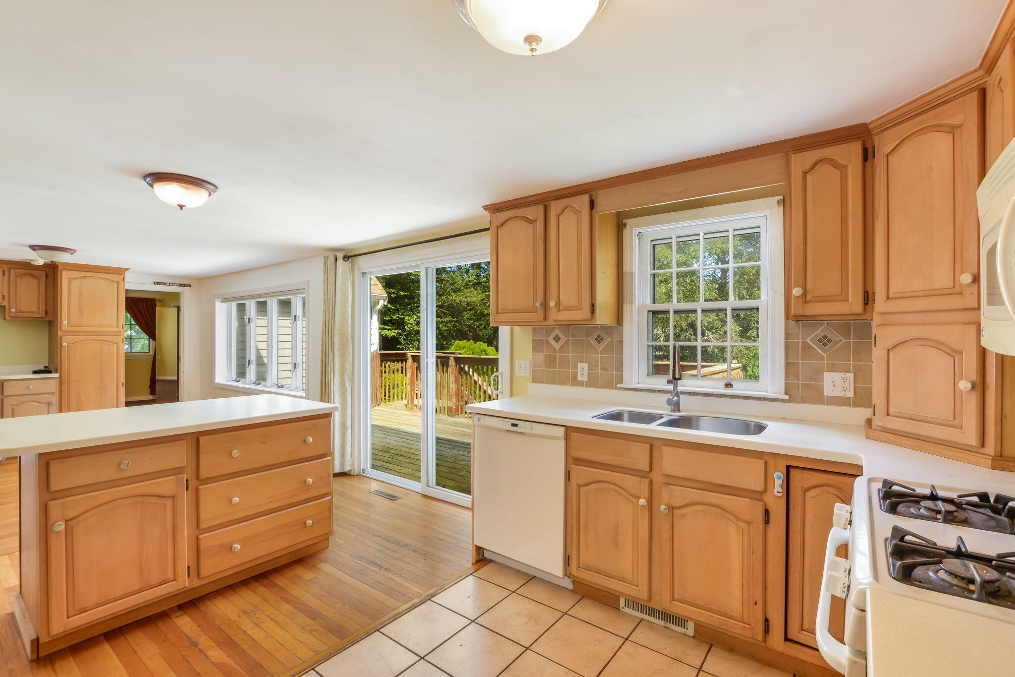 6 Spectacle Road East Sandwich, MA 02537 - Photo 8 of 37 11-web-or-mls-Corrected-8