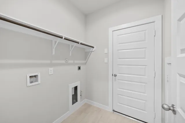 a view of walk in closet