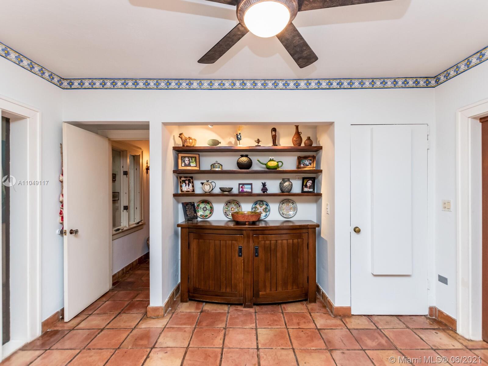 2811 Emathla Street Miami, FL 33133 - Photo 28 of 92