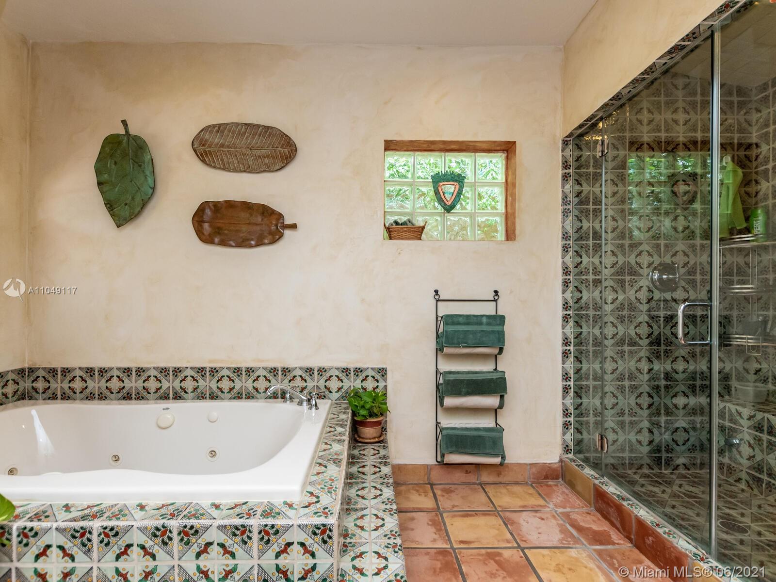 2811 Emathla Street Miami, FL 33133 - Photo 39 of 92