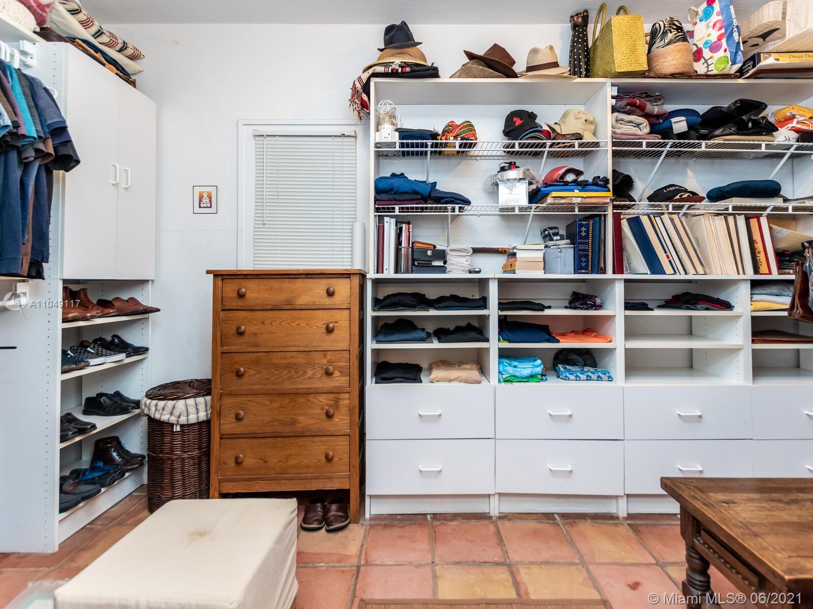 2811 Emathla Street Miami, FL 33133 - Photo 41 of 92