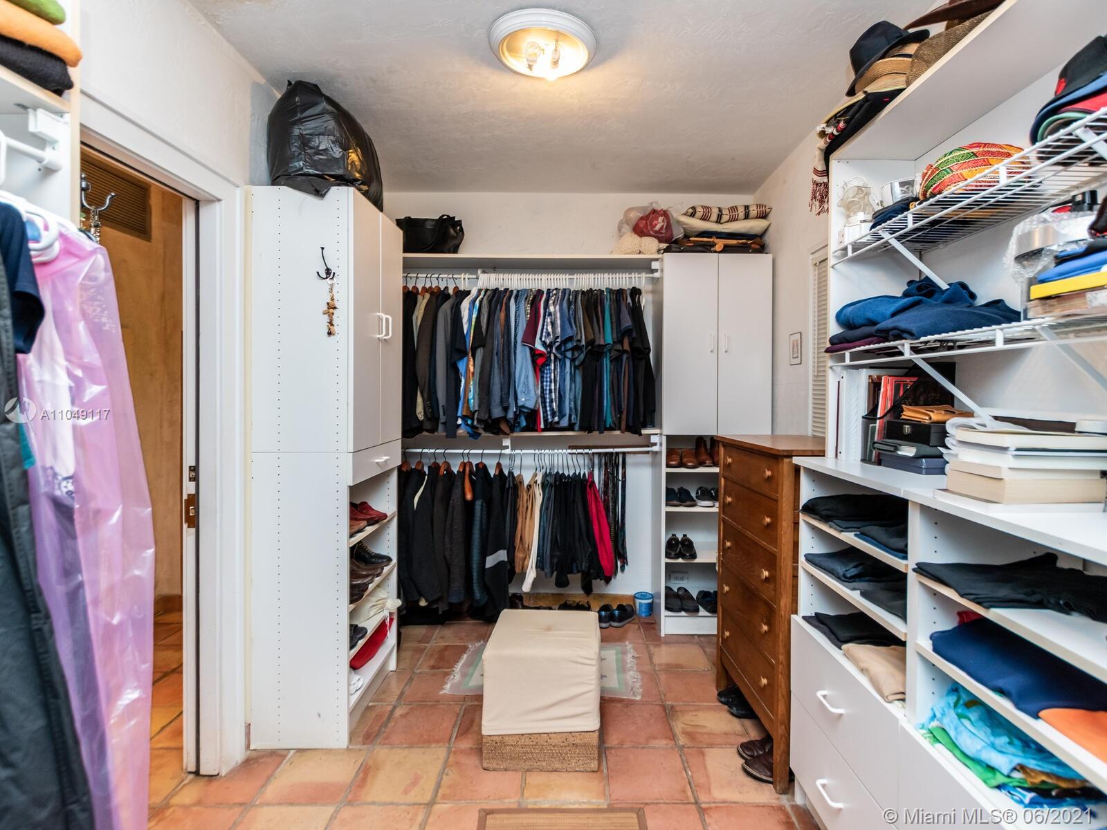 2811 Emathla Street Miami, FL 33133 - Photo 43 of 92