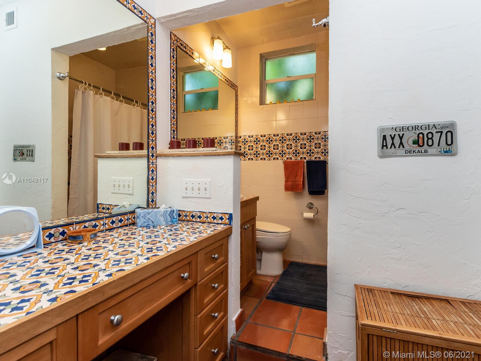 2811 Emathla Street Miami, FL 33133 - Photo 45 of 92