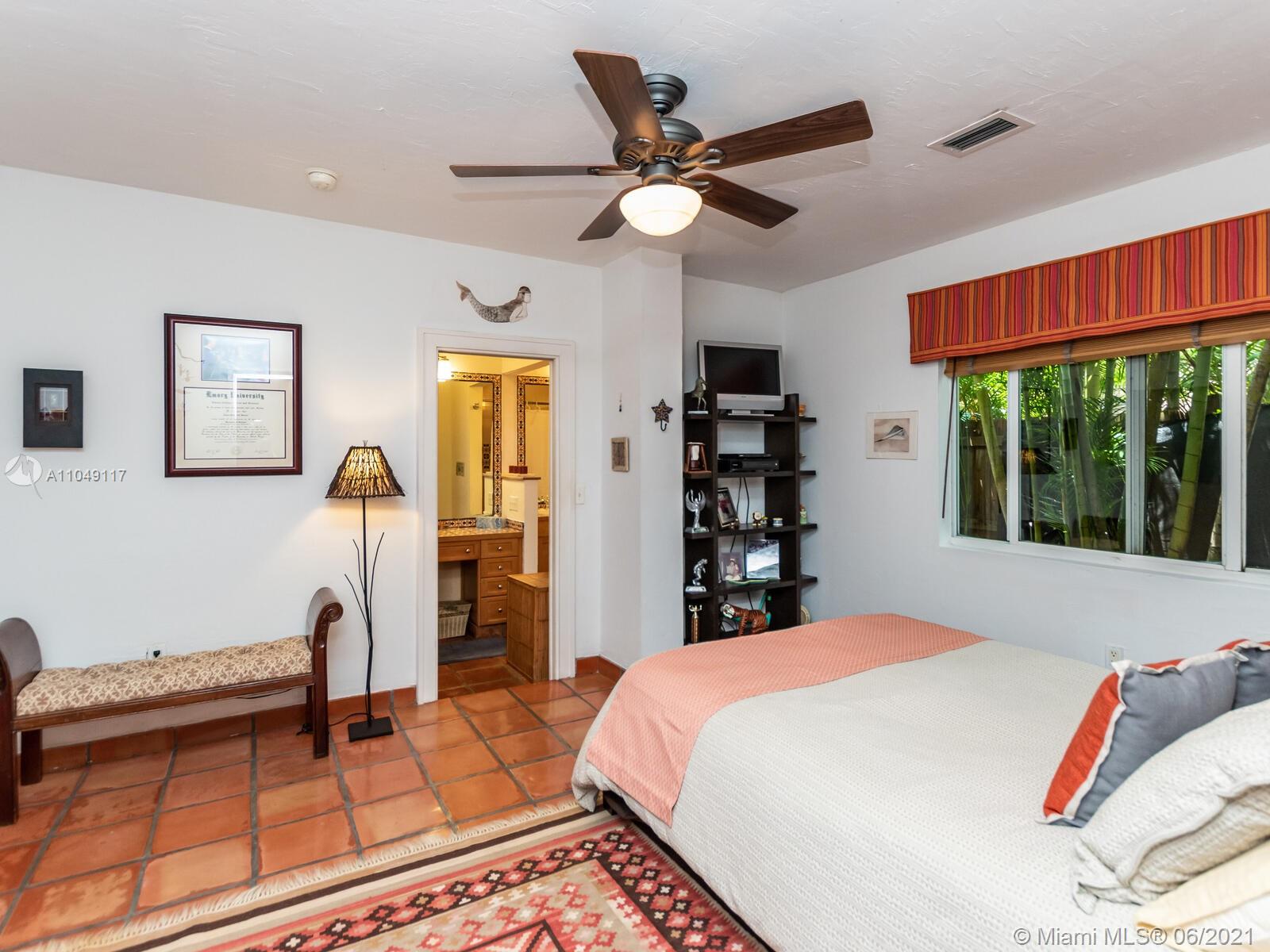 2811 Emathla Street Miami, FL 33133 - Photo 47 of 92