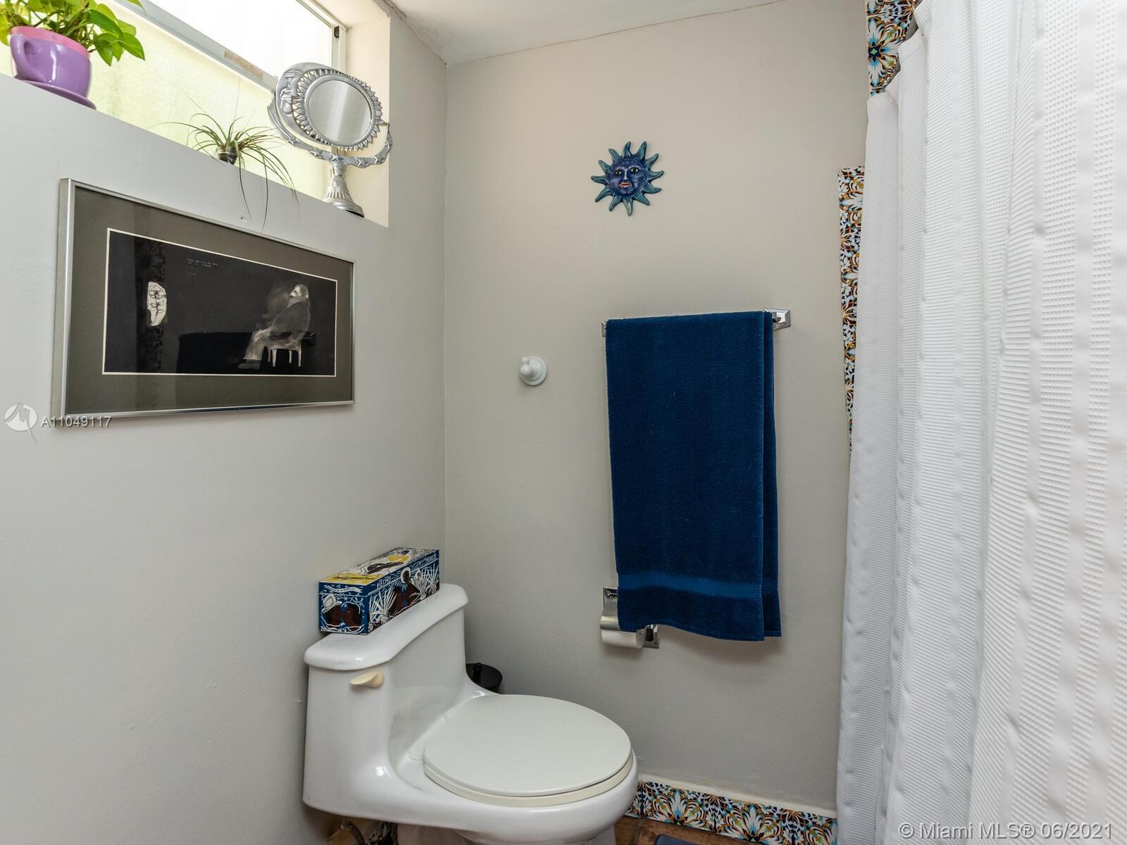 2811 Emathla Street Miami, FL 33133 - Photo 58 of 92