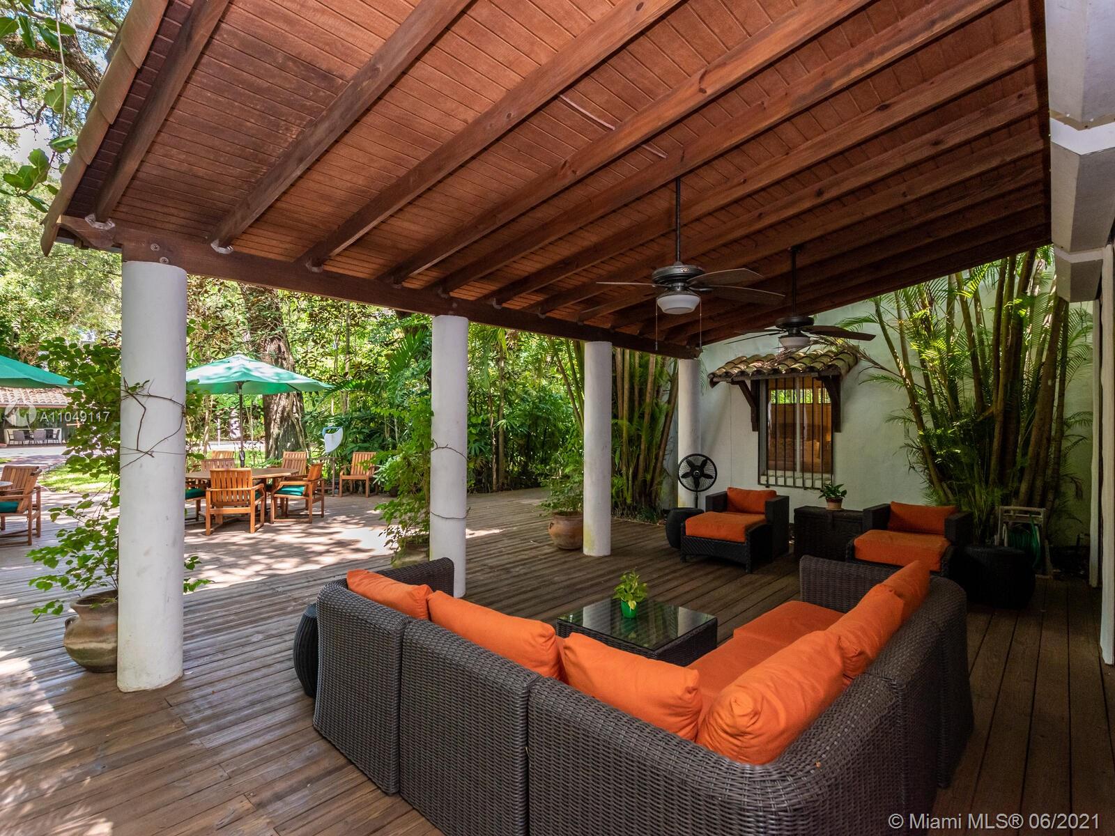 2811 Emathla Street Miami, FL 33133 - Photo 69 of 92