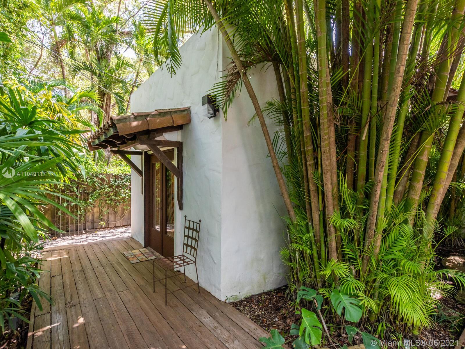 2811 Emathla Street Miami, FL 33133 - Photo 72 of 92