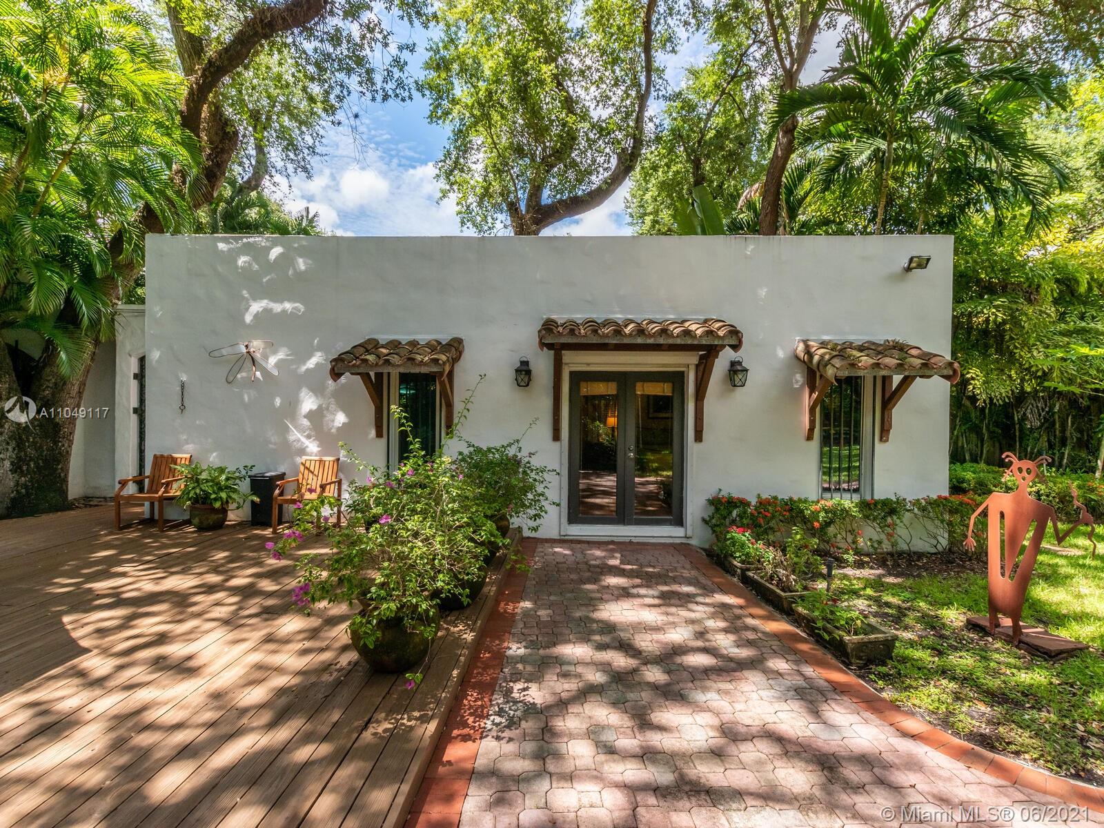 2811 Emathla Street Miami, FL 33133 - Photo 73 of 92