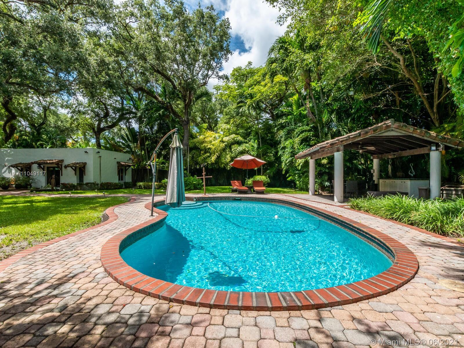 2811 Emathla Street Miami, FL 33133 - Photo 77 of 92