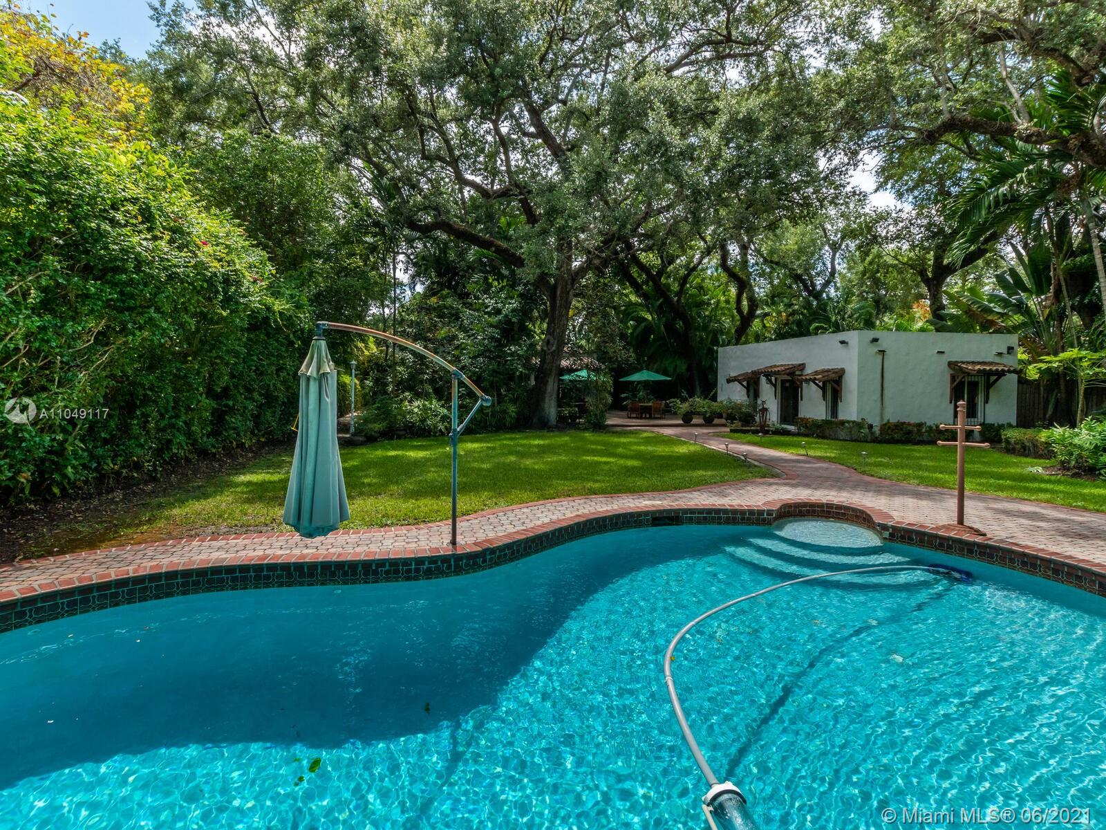 2811 Emathla Street Miami, FL 33133 - Photo 78 of 92