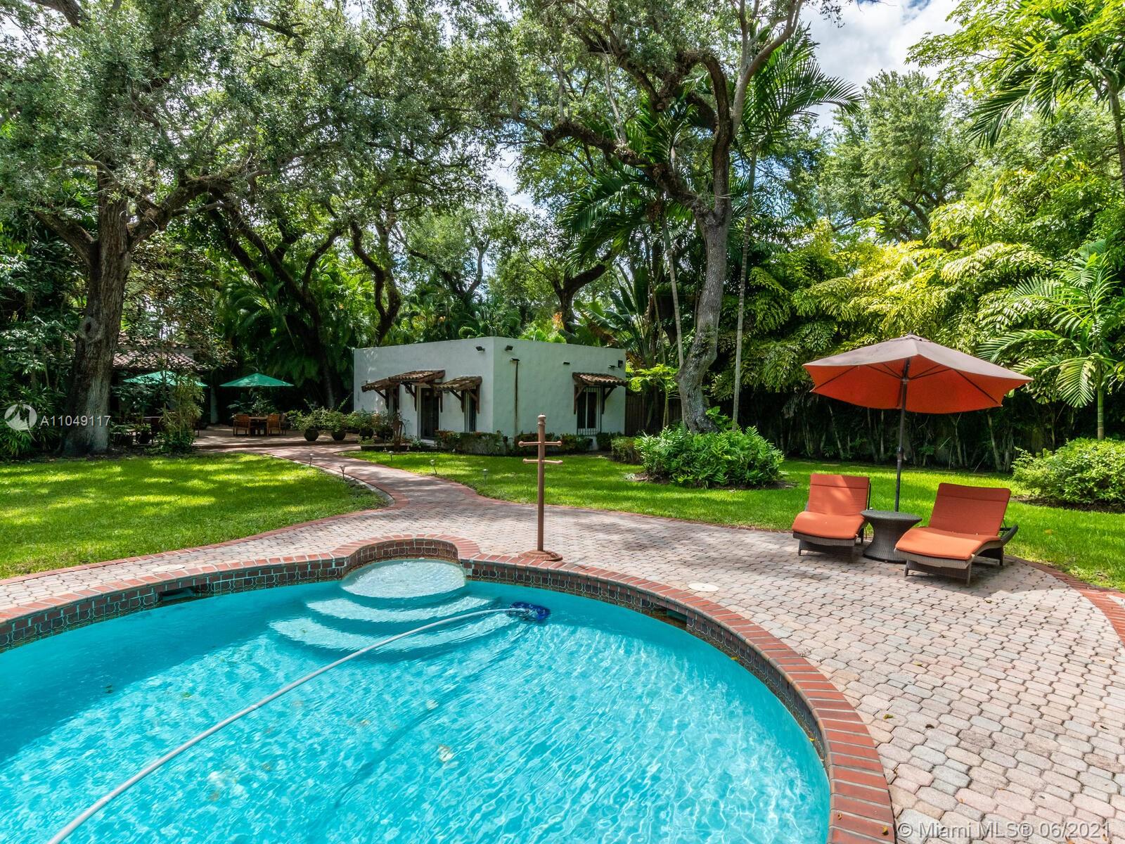 2811 Emathla Street Miami, FL 33133 - Photo 79 of 92