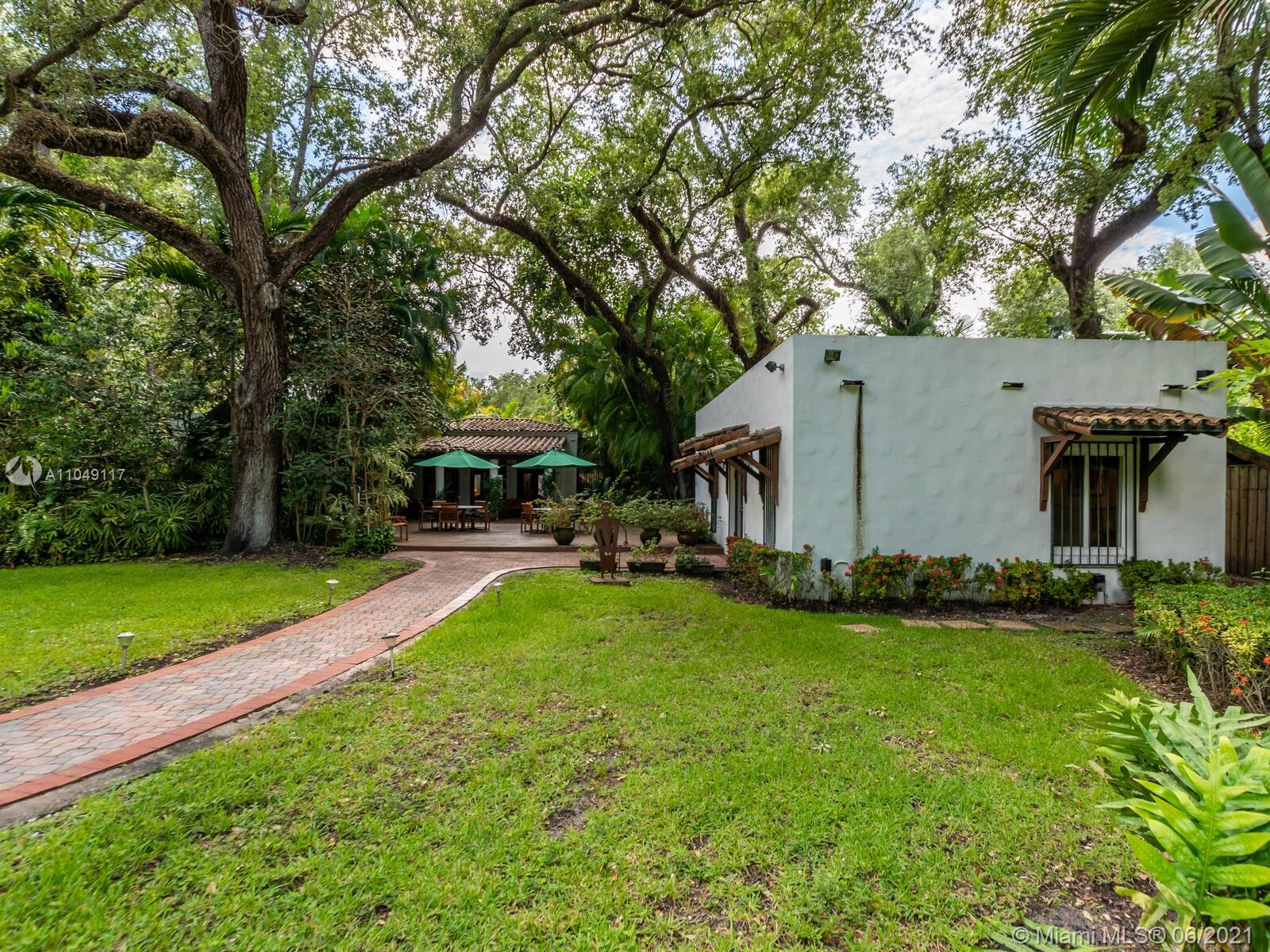 2811 Emathla Street Miami, FL 33133 - Photo 85 of 92