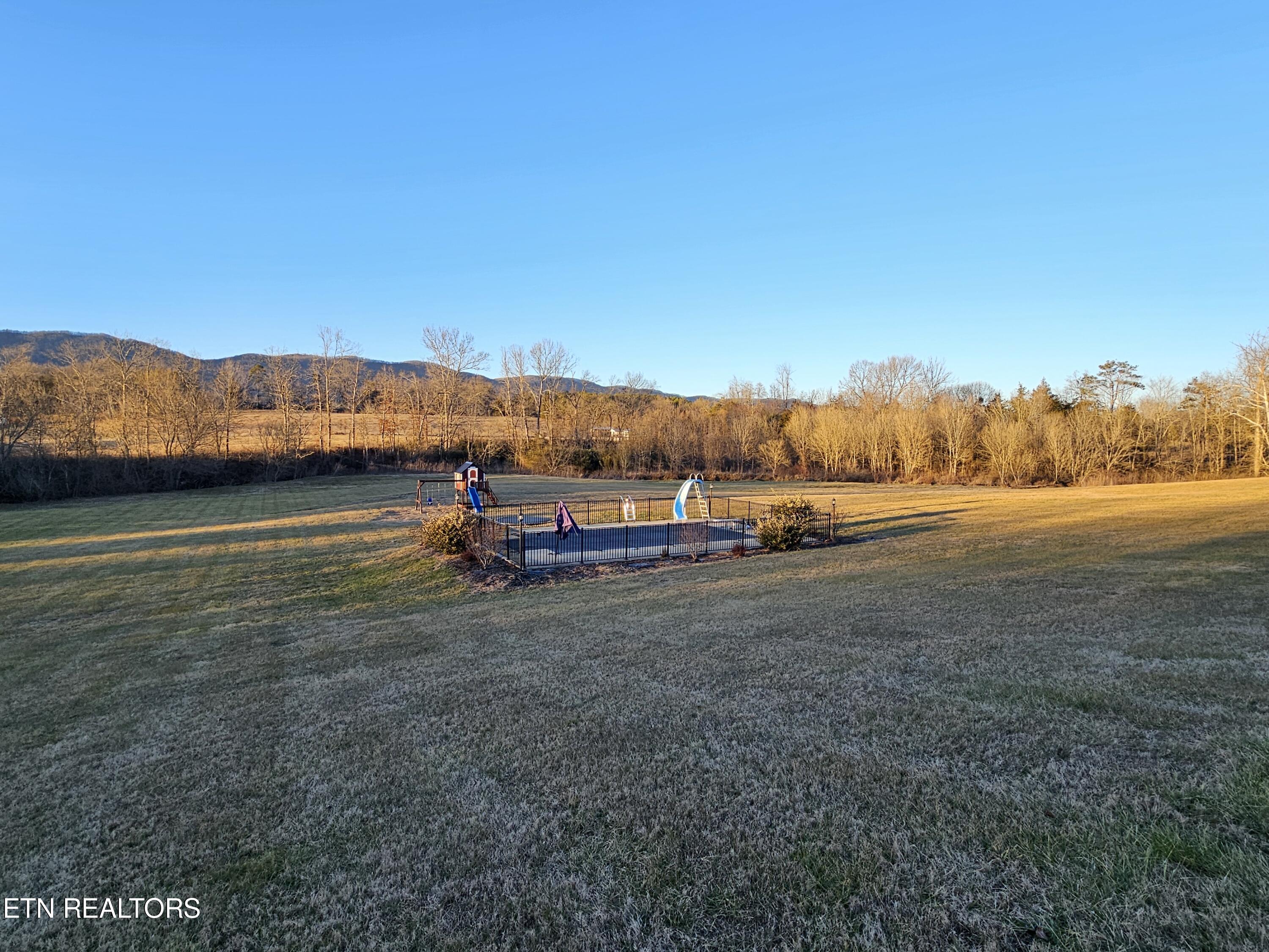 2734 Back Valley Road Speedwell, TN 37870 - Photo 9 of 42 1000023048