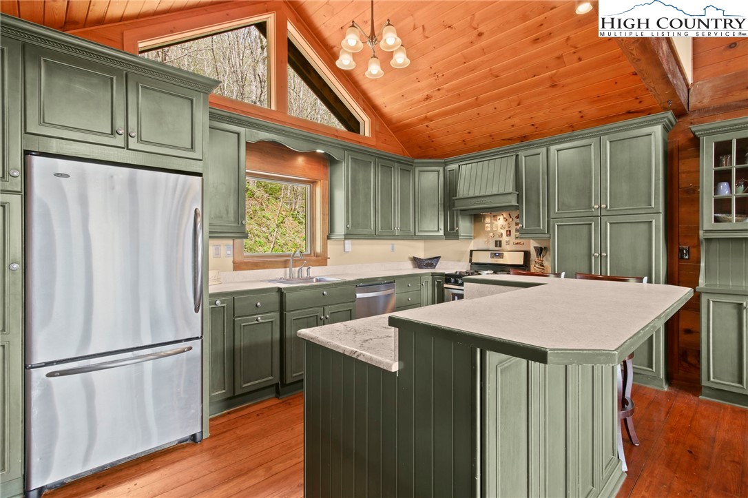 690-692 Lynn Hill Road Vilas, NC 28692 - Photo 23 of 50