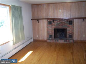 440 Raubsville Road Easton, PA 18042 - Photo 3 of 8 Dining Room