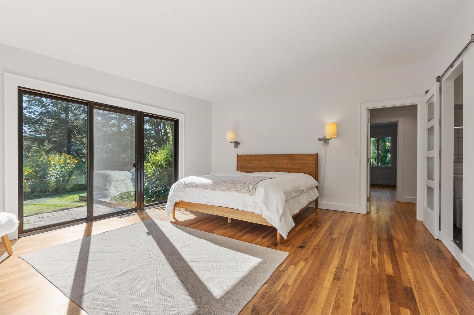 240 Concord Road Lincoln, MA 01773 - Photo 11 of 42 Gallery Image 11
