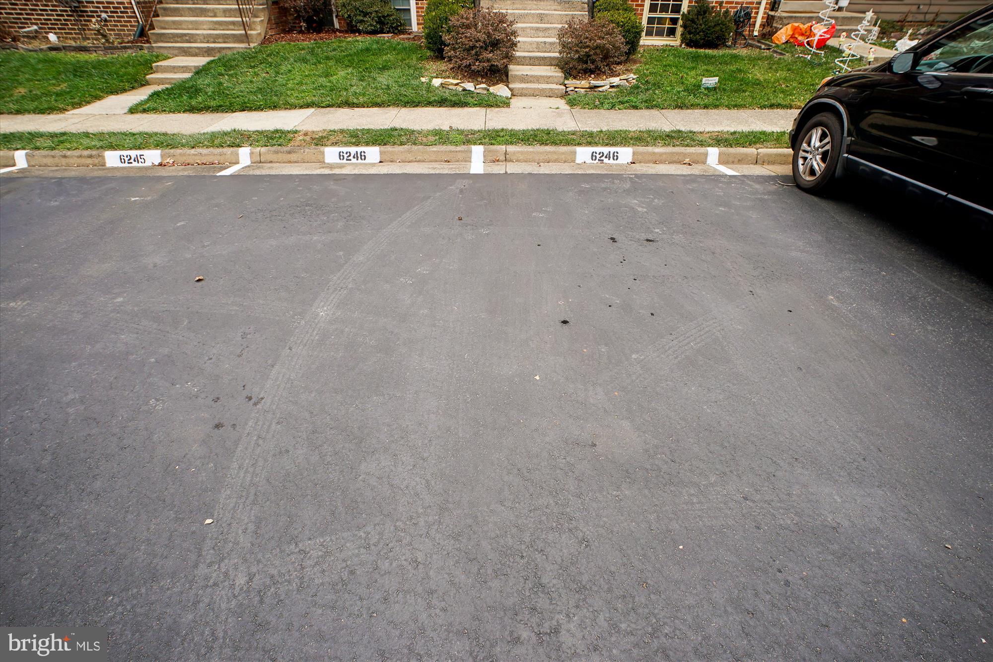 2816 Kelly Square Vienna, VA 22181 - Photo 4 of 73 2 Reserved Parking Spaces