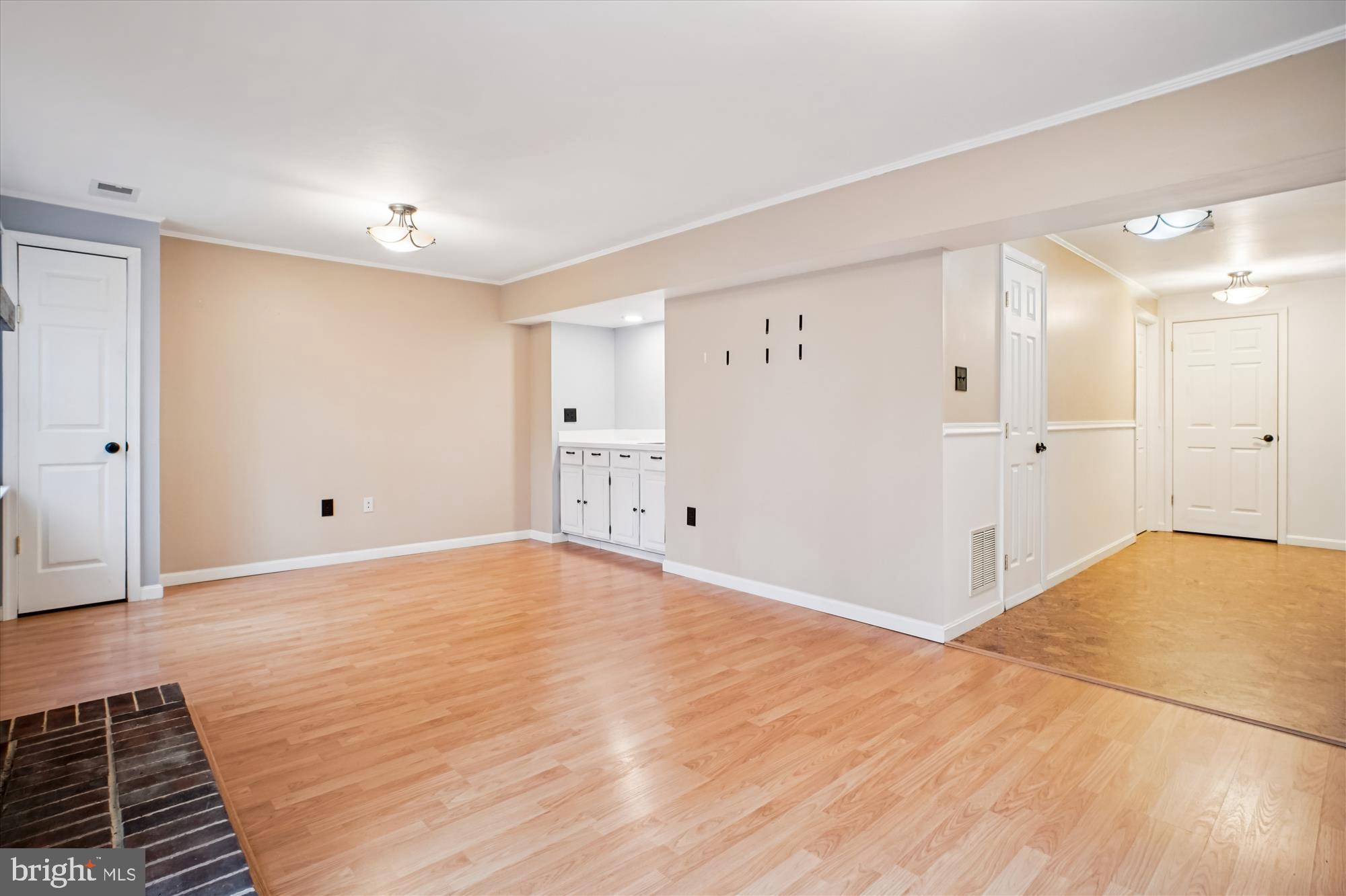 2816 Kelly Square Vienna, VA 22181 - Photo 53 of 73 a view of an empty room