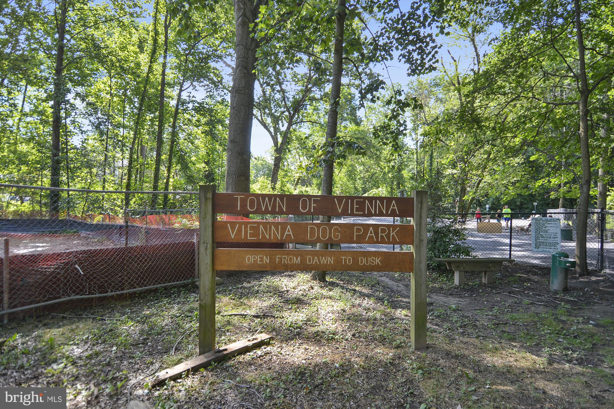 2816 Kelly Square Vienna, VA 22181 - Photo 62 of 73 Vienna Dog Park