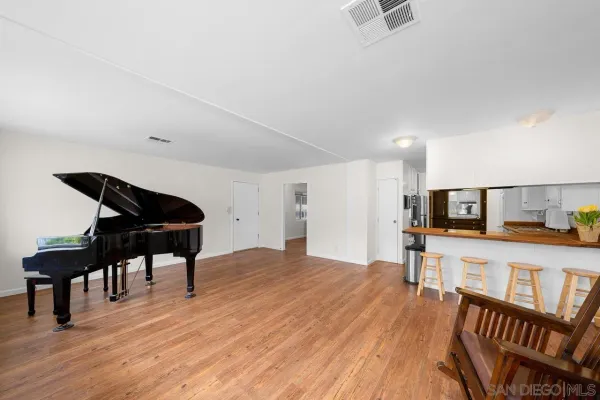 $379,999 | 15420 Olde Highway 80, Unit SPC 114, El Cajon, CA 92021