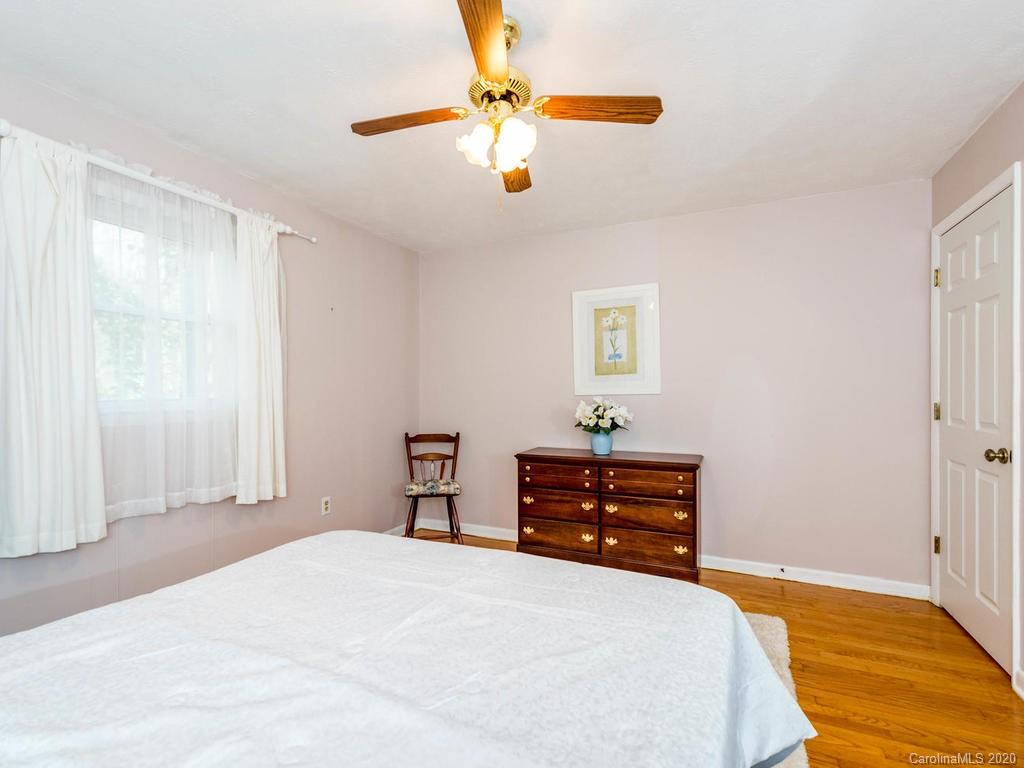 118 Overlook Road Asheville, NC 28803 - Photo 18 of 30 Gallery Image 18