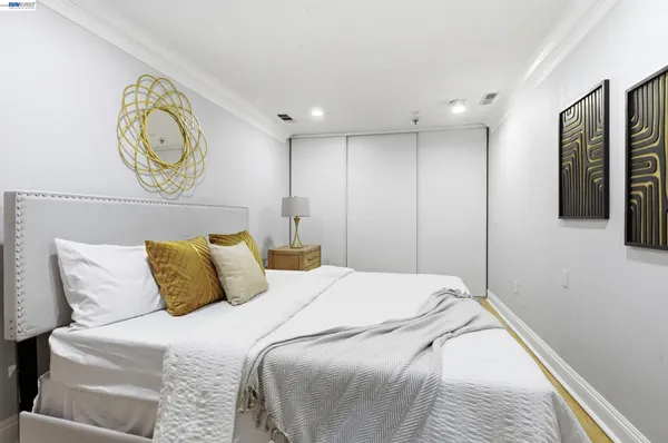 $498,000 | 4053 Harlan Street, Unit 114, Emeryville, CA 94608