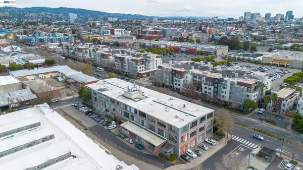 $498,000 | 4053 Harlan Street, Unit 114, Emeryville, CA 94608
